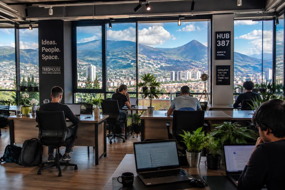 Bridging Borders from the Valley: Coworking, Fiber Networks, and Professional Synergy in Sarajevo